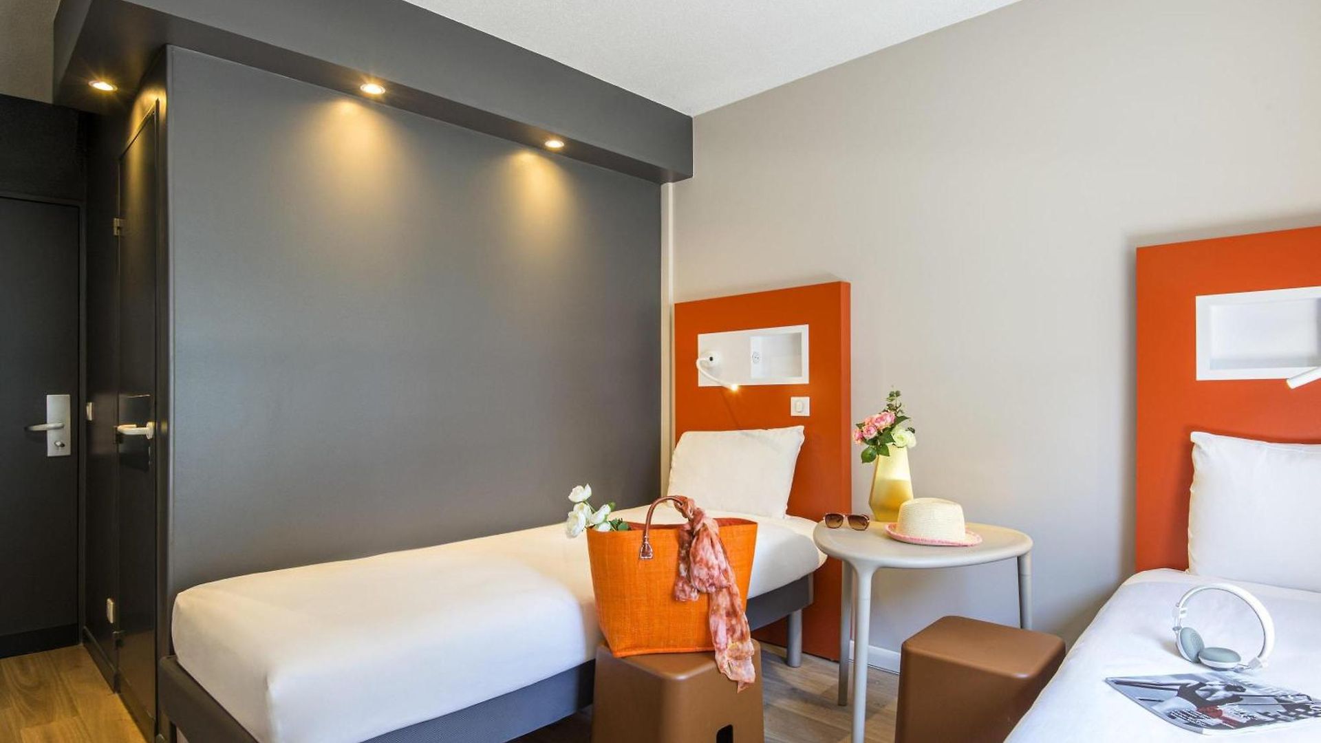 Ibis Budget Californie Lenval Hotel