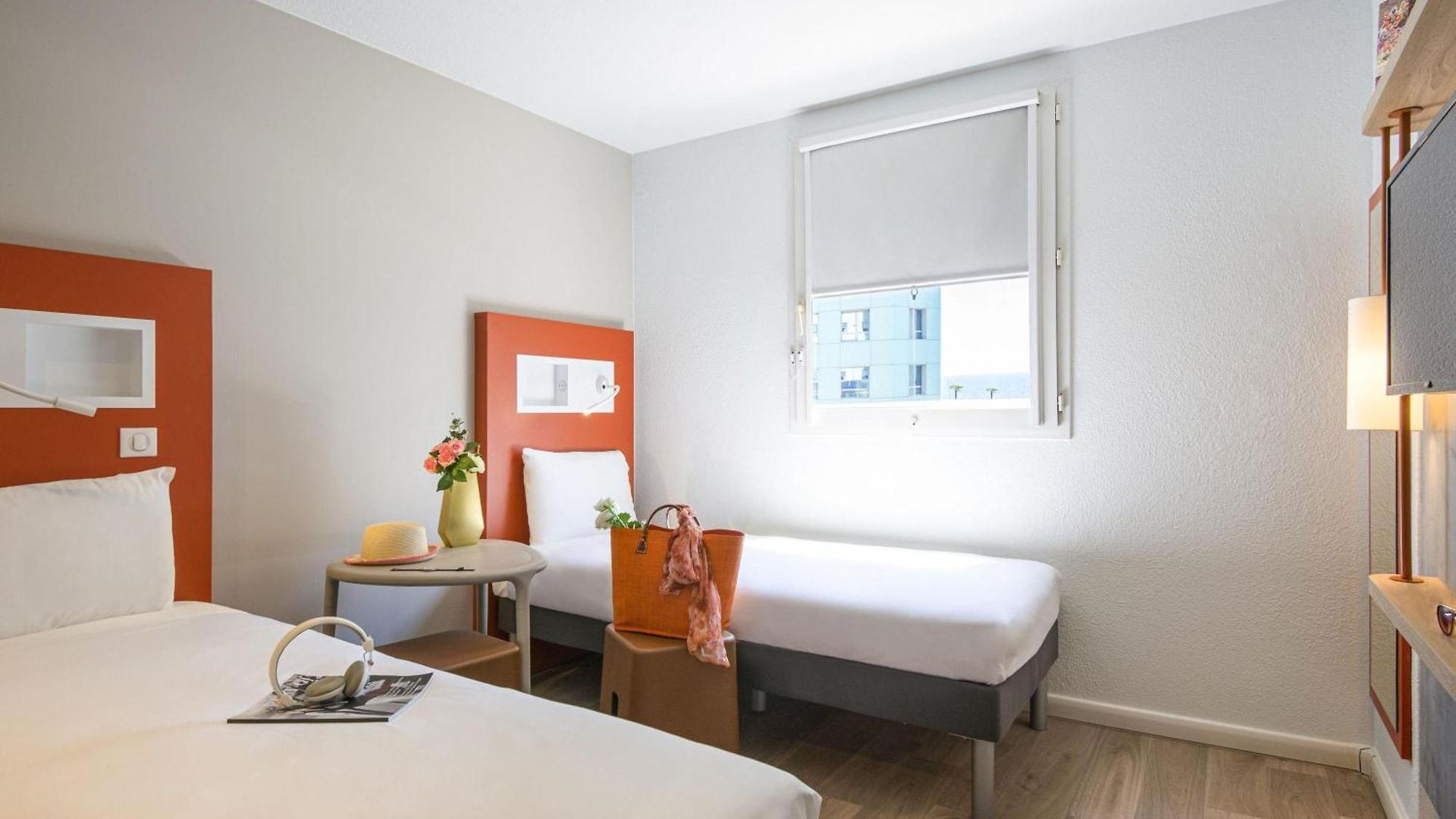 Ibis Budget Californie Lenval 2*