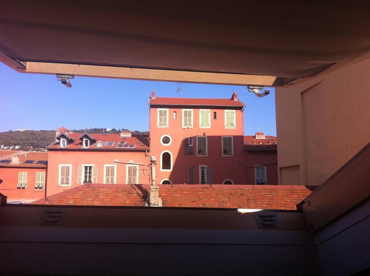 La Mansarde Du Port Familly Guest house Nice