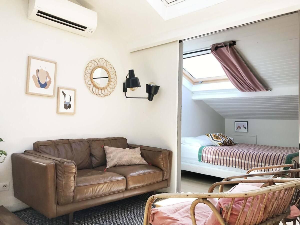 La Mansarde Du Port Familly Guest house