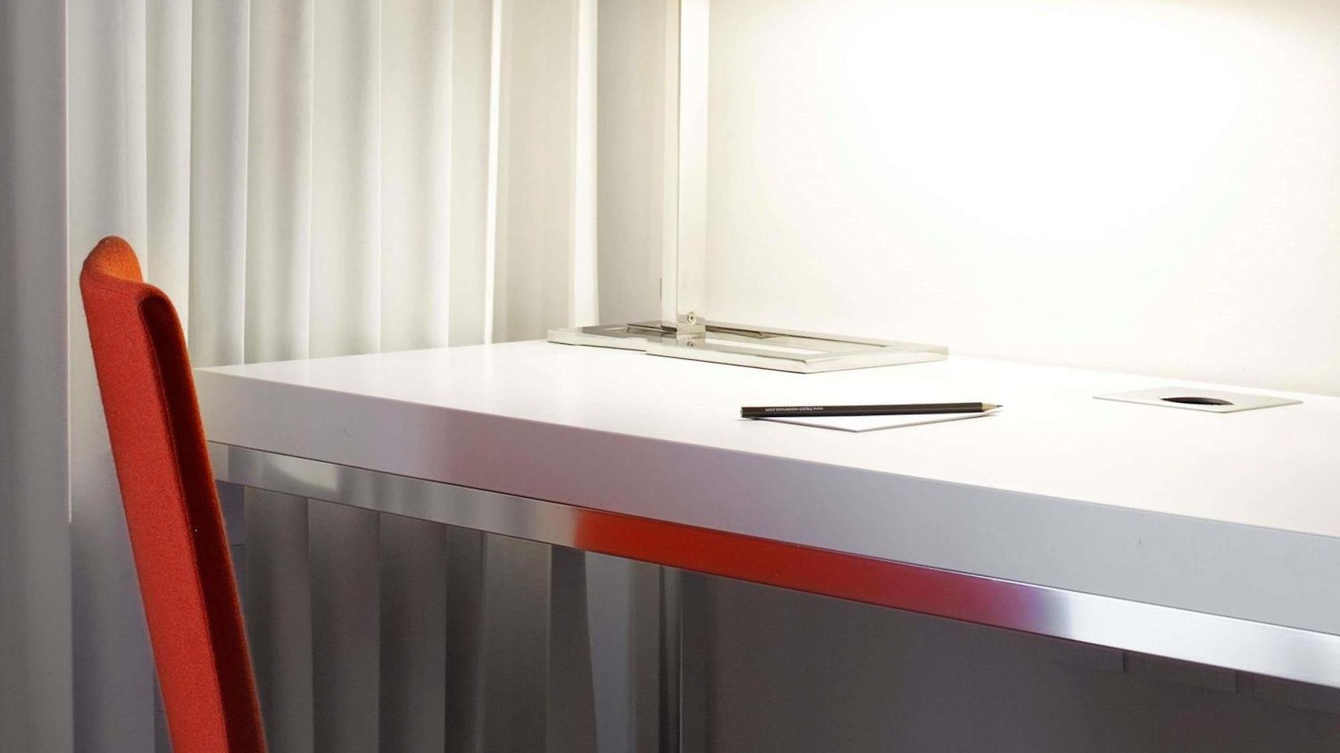 Adagio Centre 3*