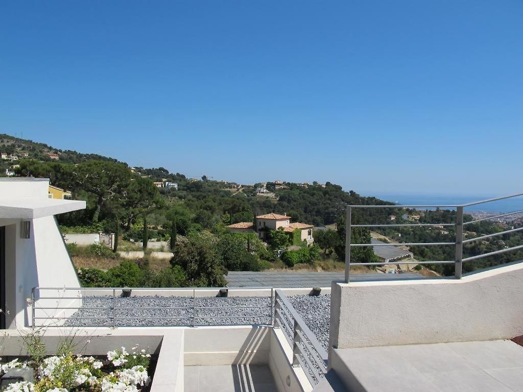 Villa Location - 5* St Pancrace