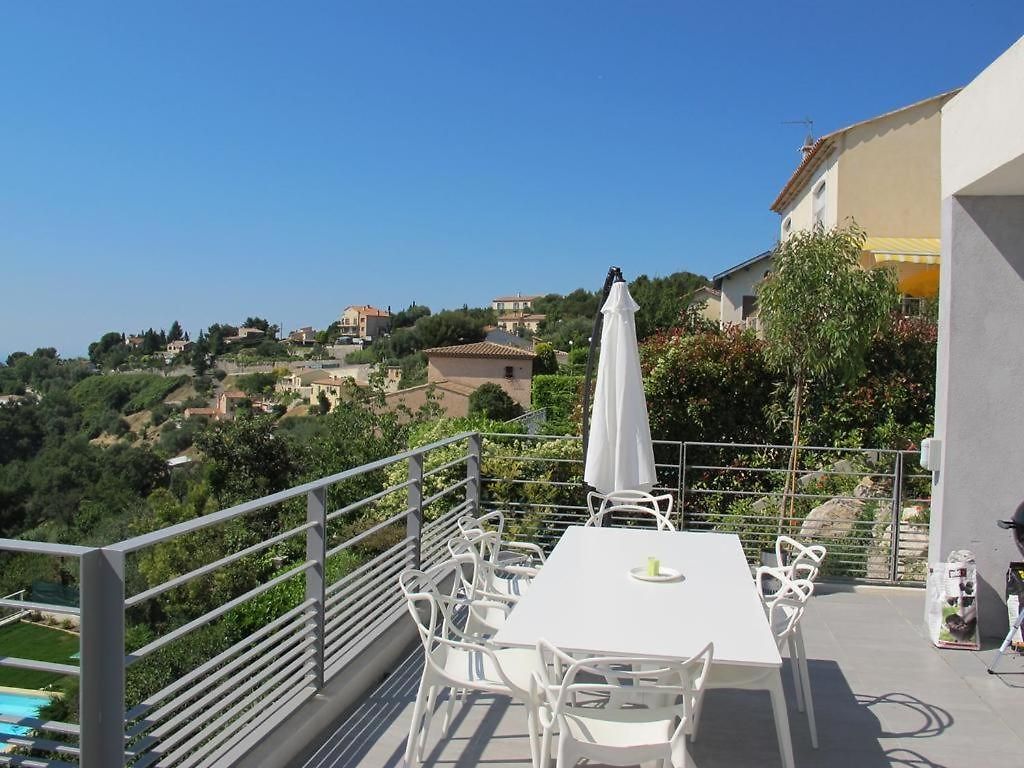 Location - 5* St Pancrace Nice