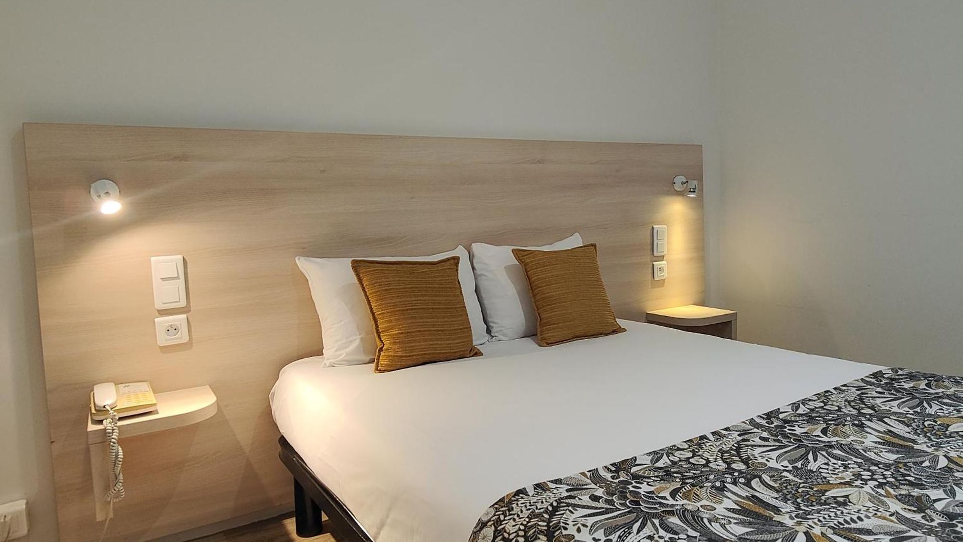 Helvétique Hotel Nice