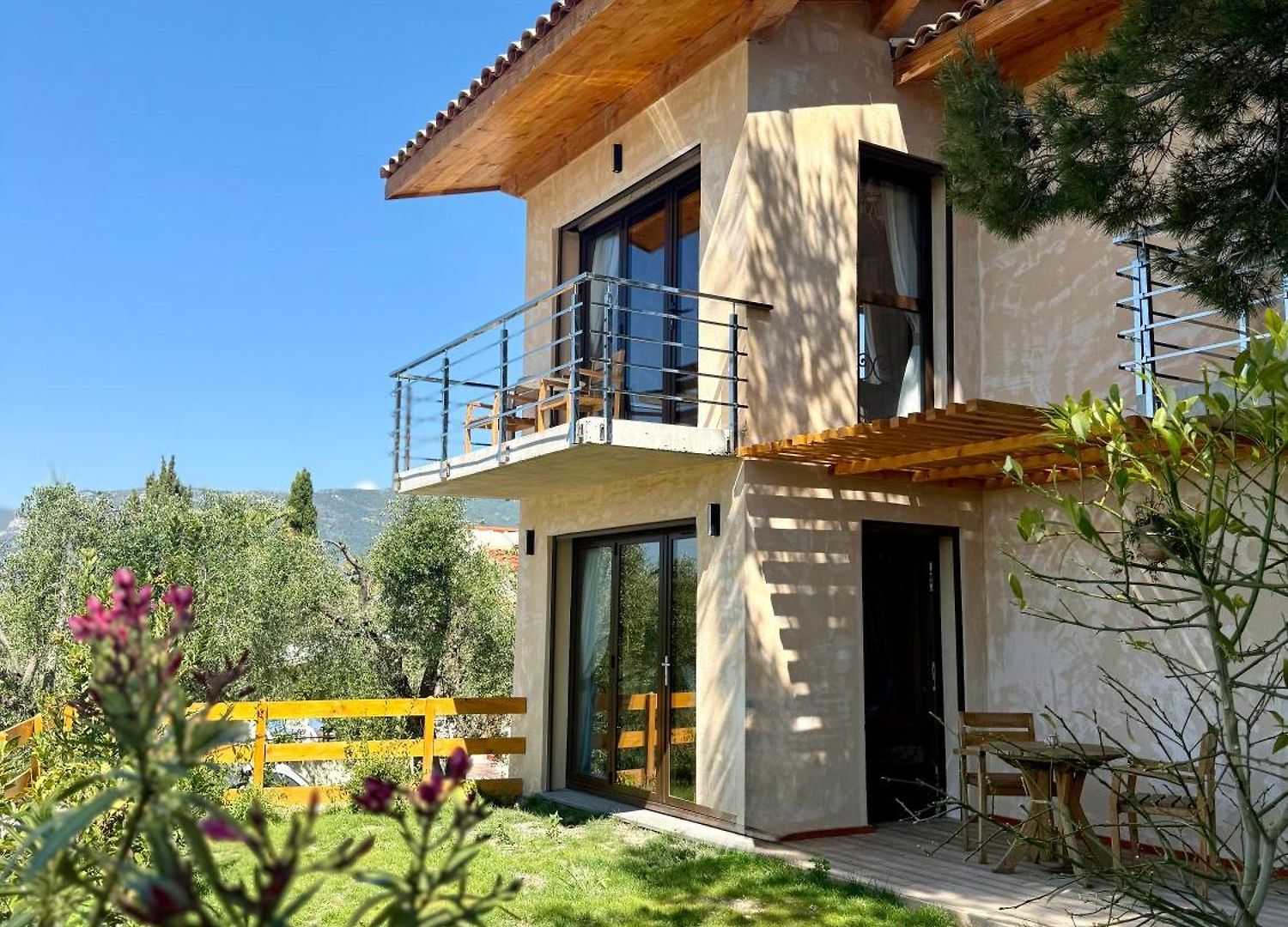 Escondida Bed & Breakfast 4*