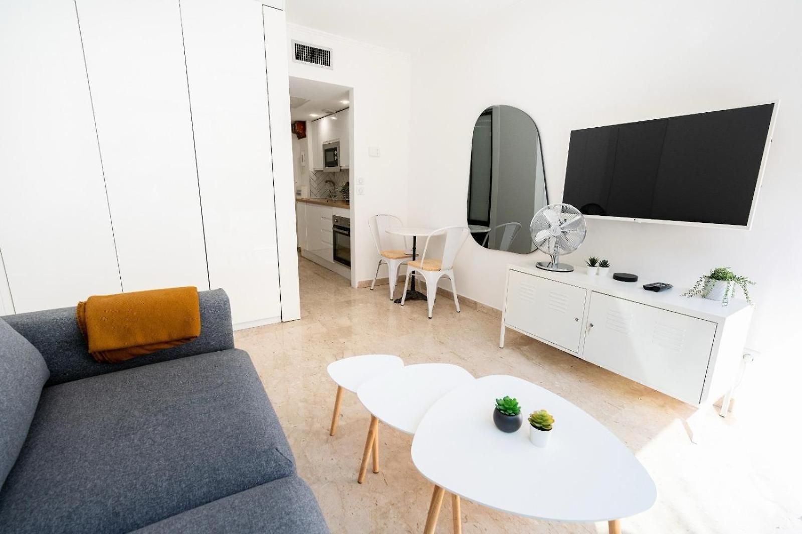Zone Pietonne Studio With Private Terrace Heart Of Nice 2 Min Beach * Nice