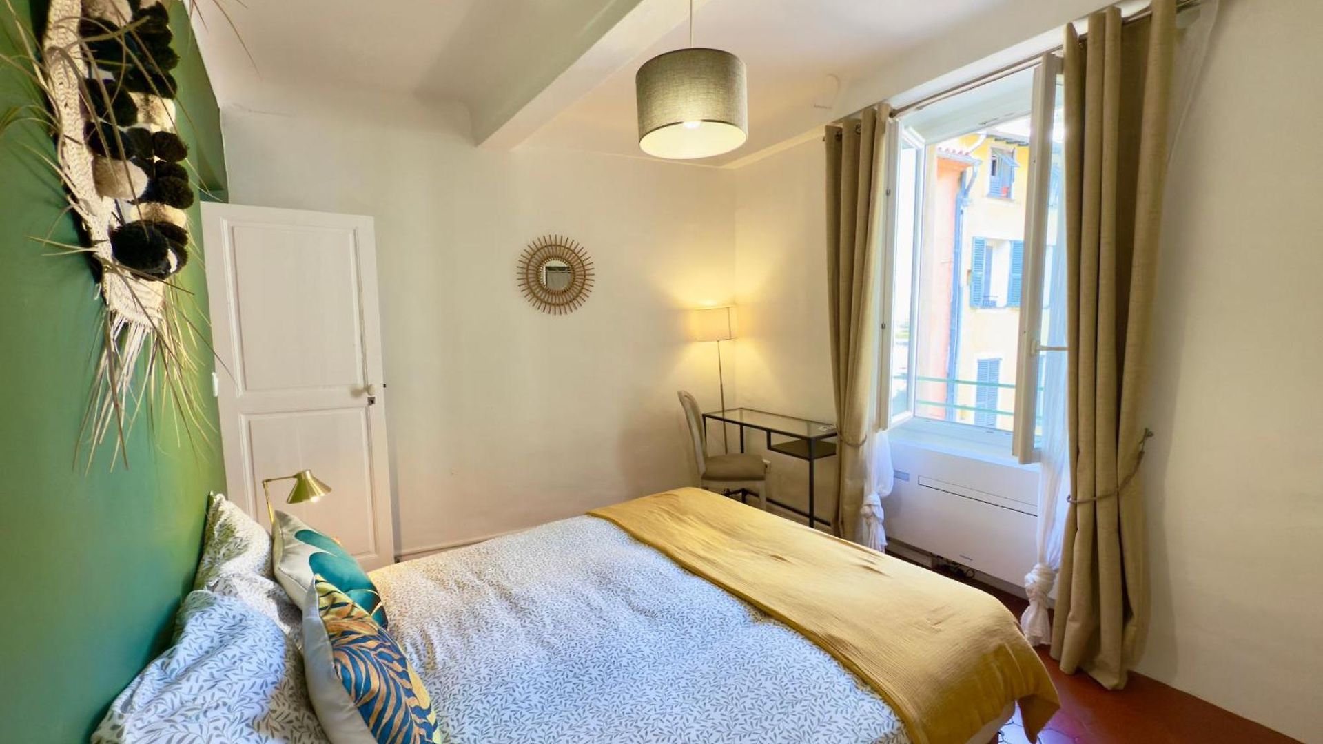 Ze Perfect Place - 2 Chb - Ac - Historique * Nice