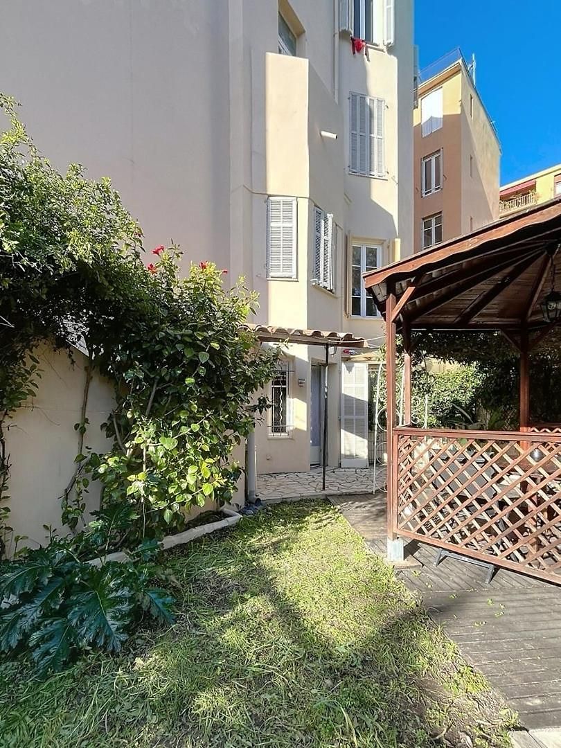 Apartment Cosy Avec Jardin Privatif - Carabacel, Nice