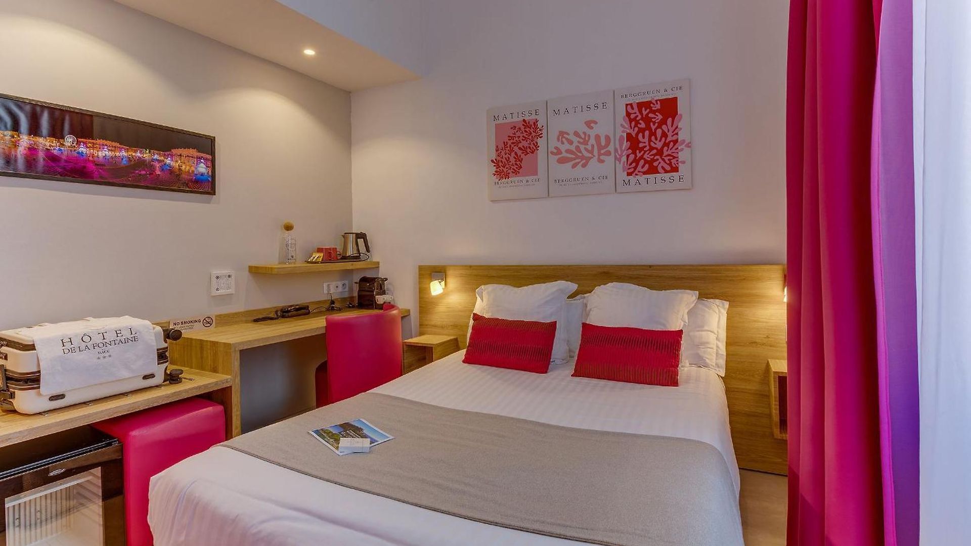 De La Fontaine Hotel 3*