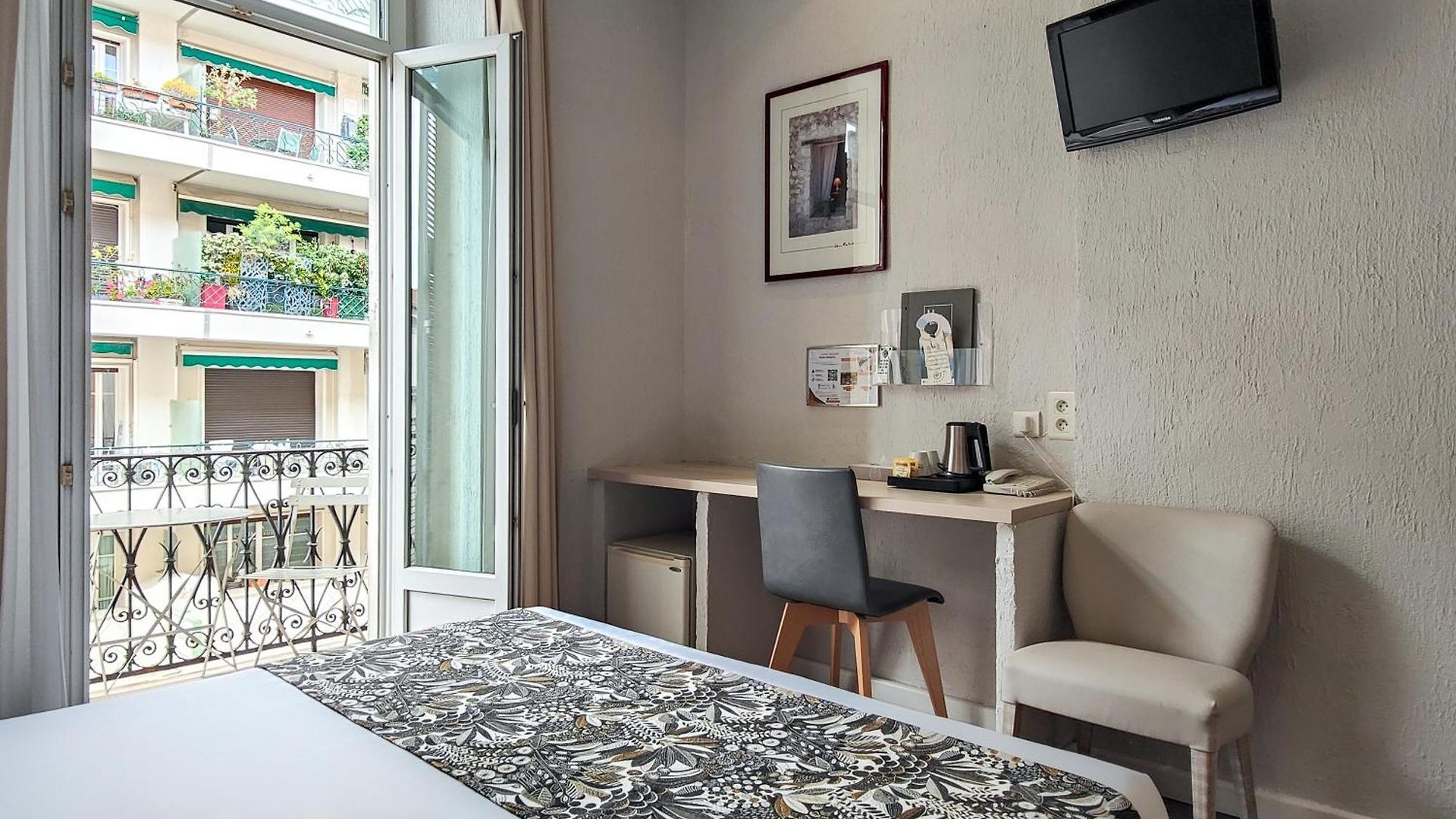 Hotel Helvétique 3*