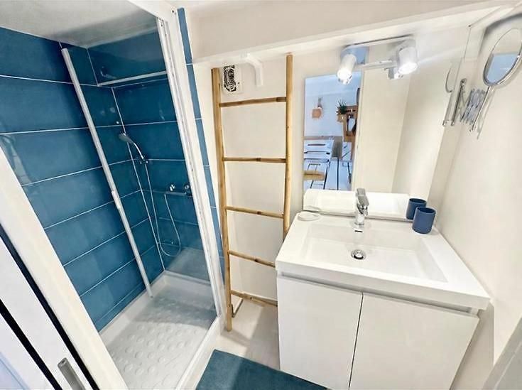 Appartement - Duplex Carré D'or - 100m Promenade Des *