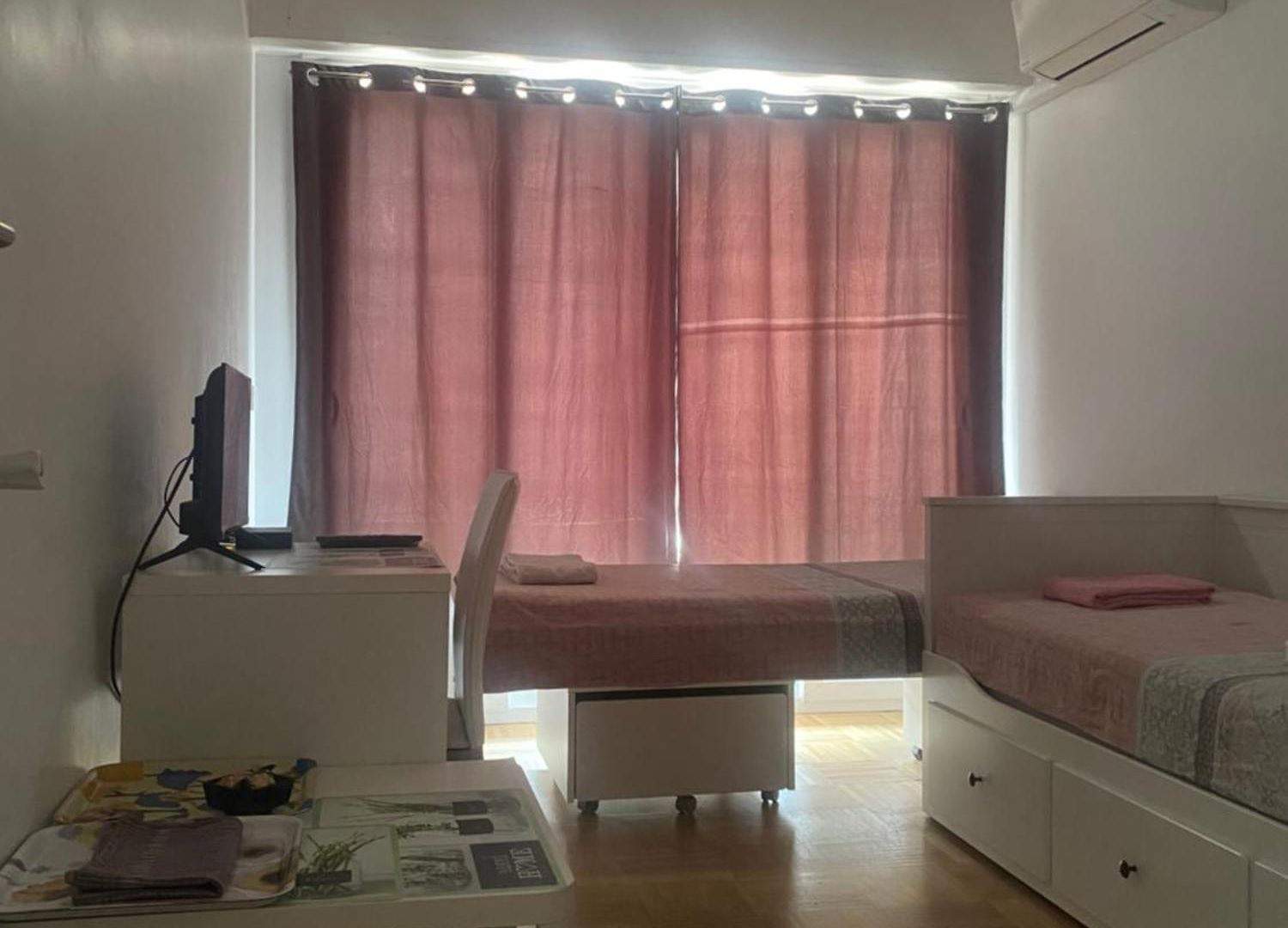 Séjour chez l'habitant Mirela's Private With Key, Ac, Lift & Balcony In The Center Of On The Cote D'azur