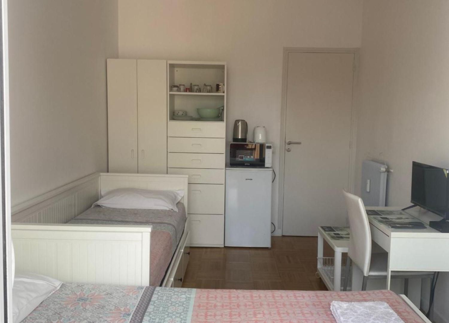 Mirela's Private With Key, Ac, Lift & Balcony In The Center Of On The Cote D'azur *