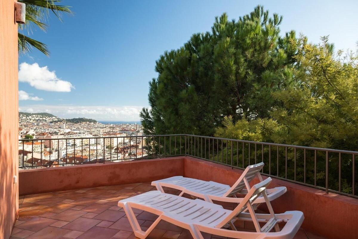 Sur Les Hauteurs De Nice, Proche Centre 4*