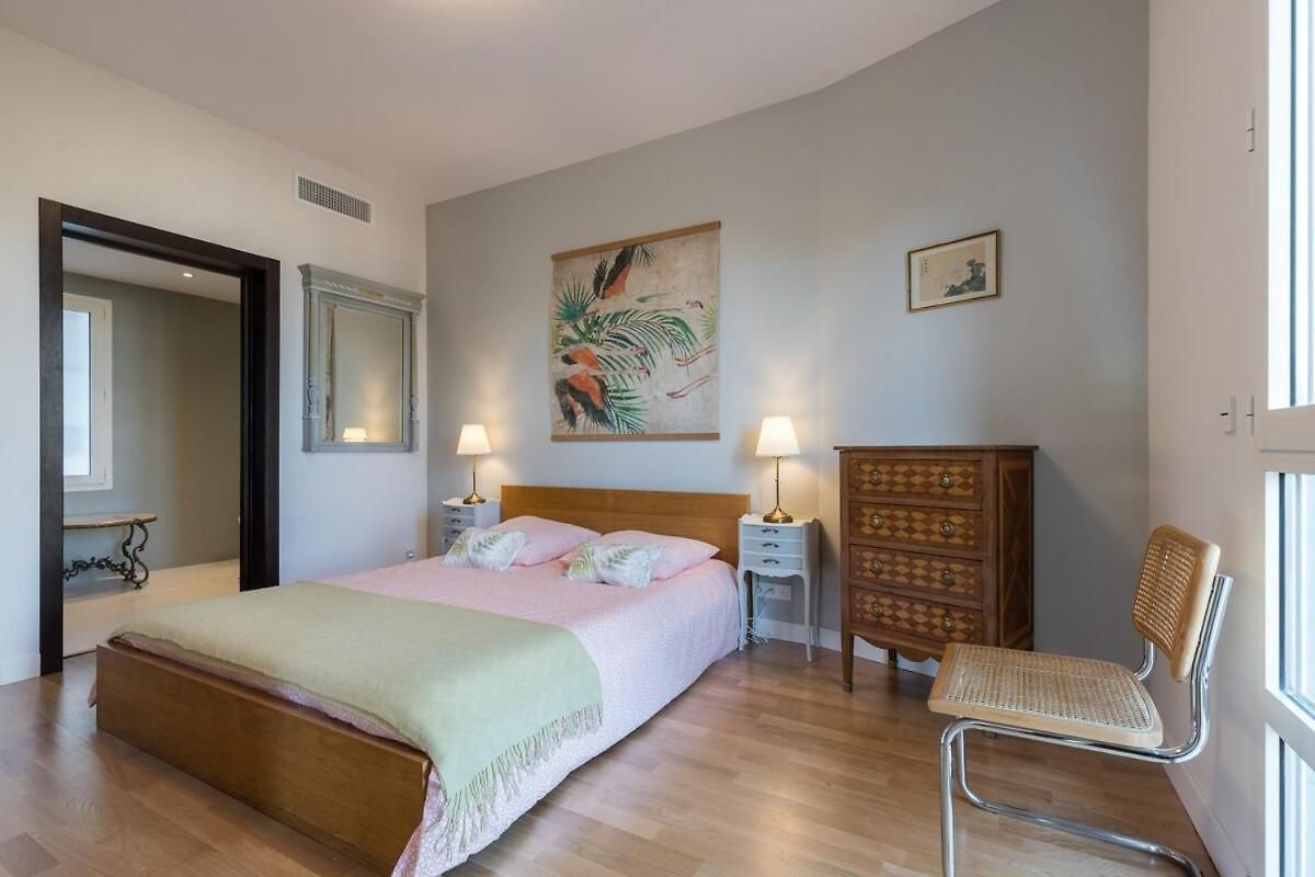 Sur Les Hauteurs De Nice, Proche Centre Maison d'hôtes