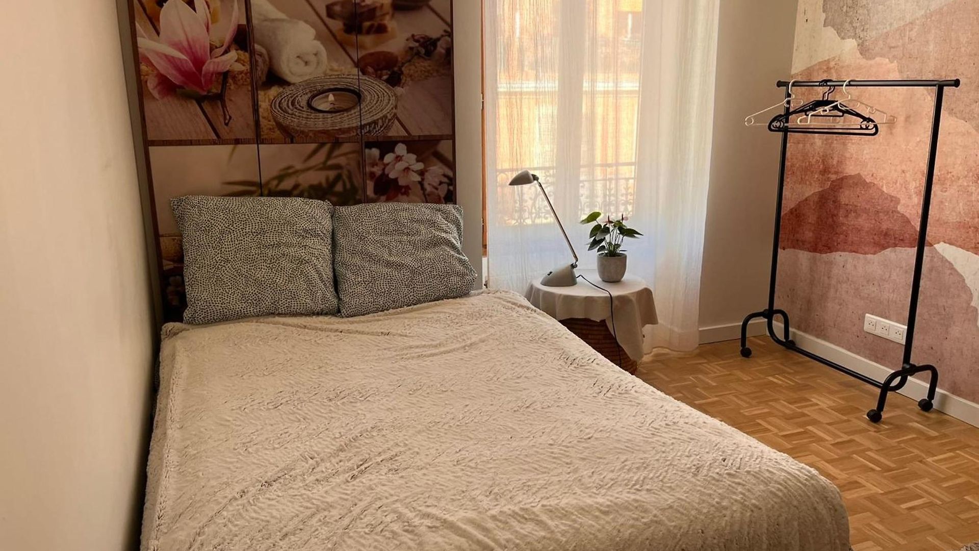 Beautiful 85m Near The Historic Center Nice