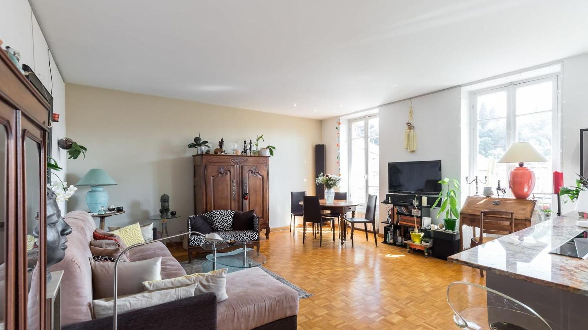 Appartement Beautiful 85m Near The Historic Center