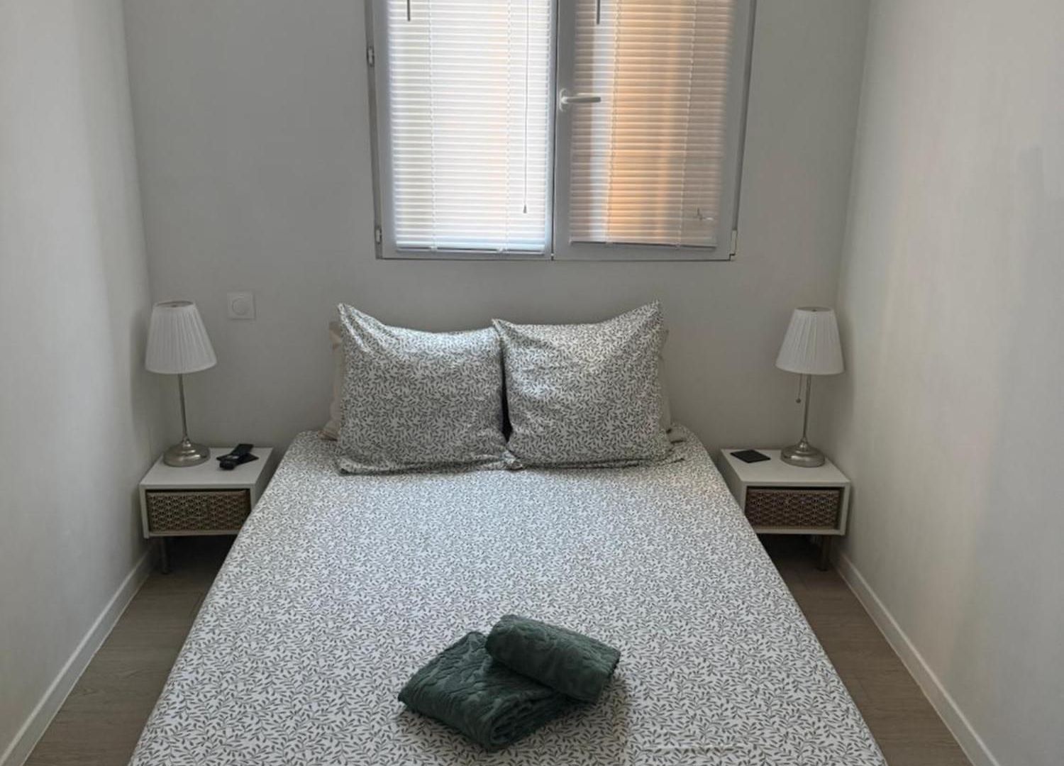 Résidence Sécurisée: Privée Avec Parking Et Accès Facile Homestay *