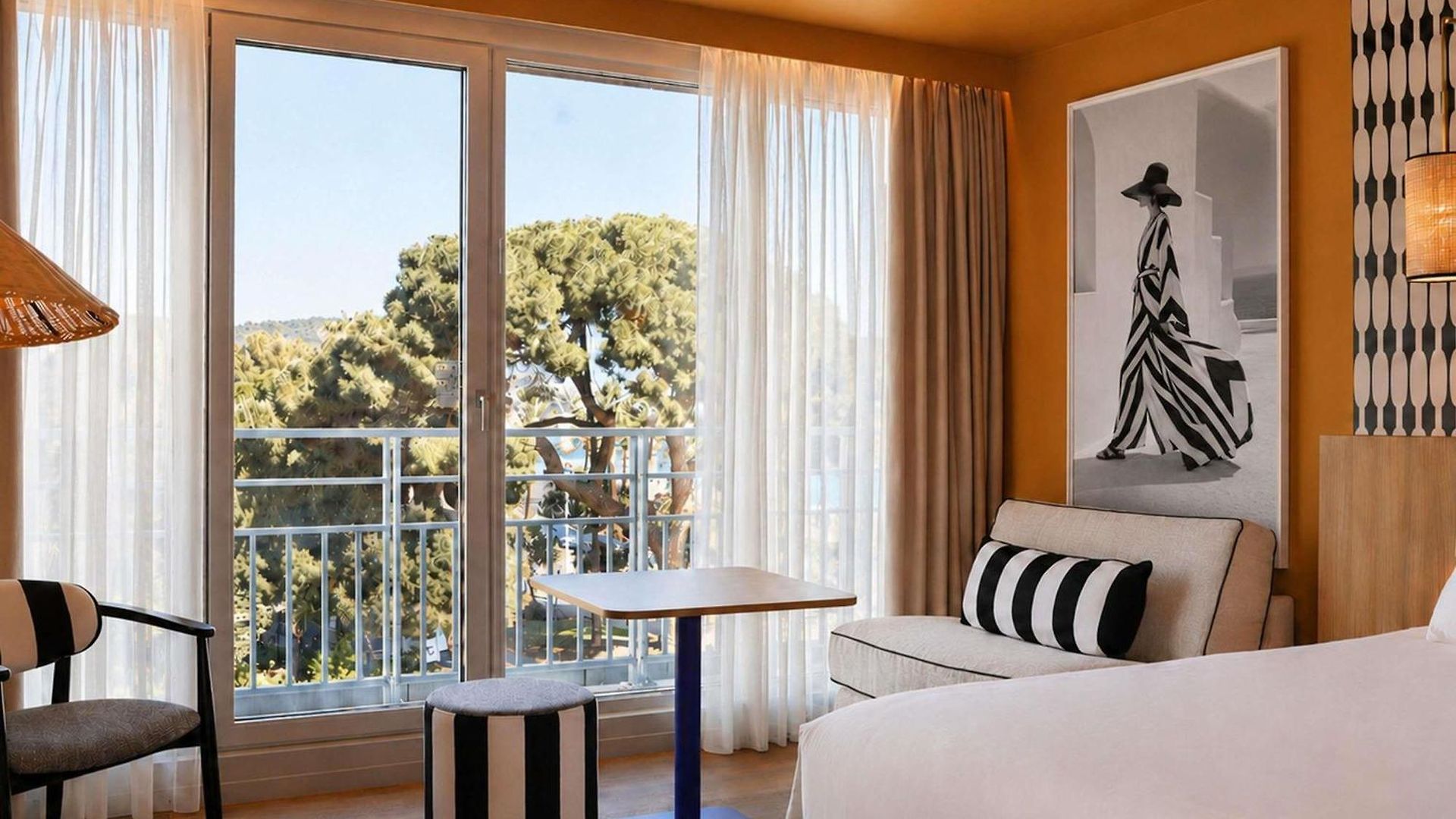 Mercure Promenade Des 4*