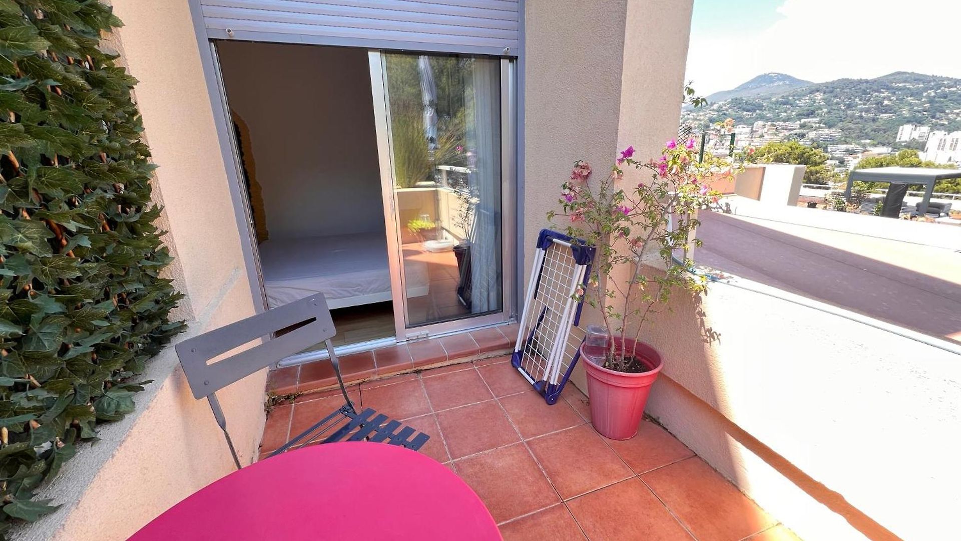 Homestay D Avec Clim Terrasse Et Petit Dejeuner Hauteurs De Nice
