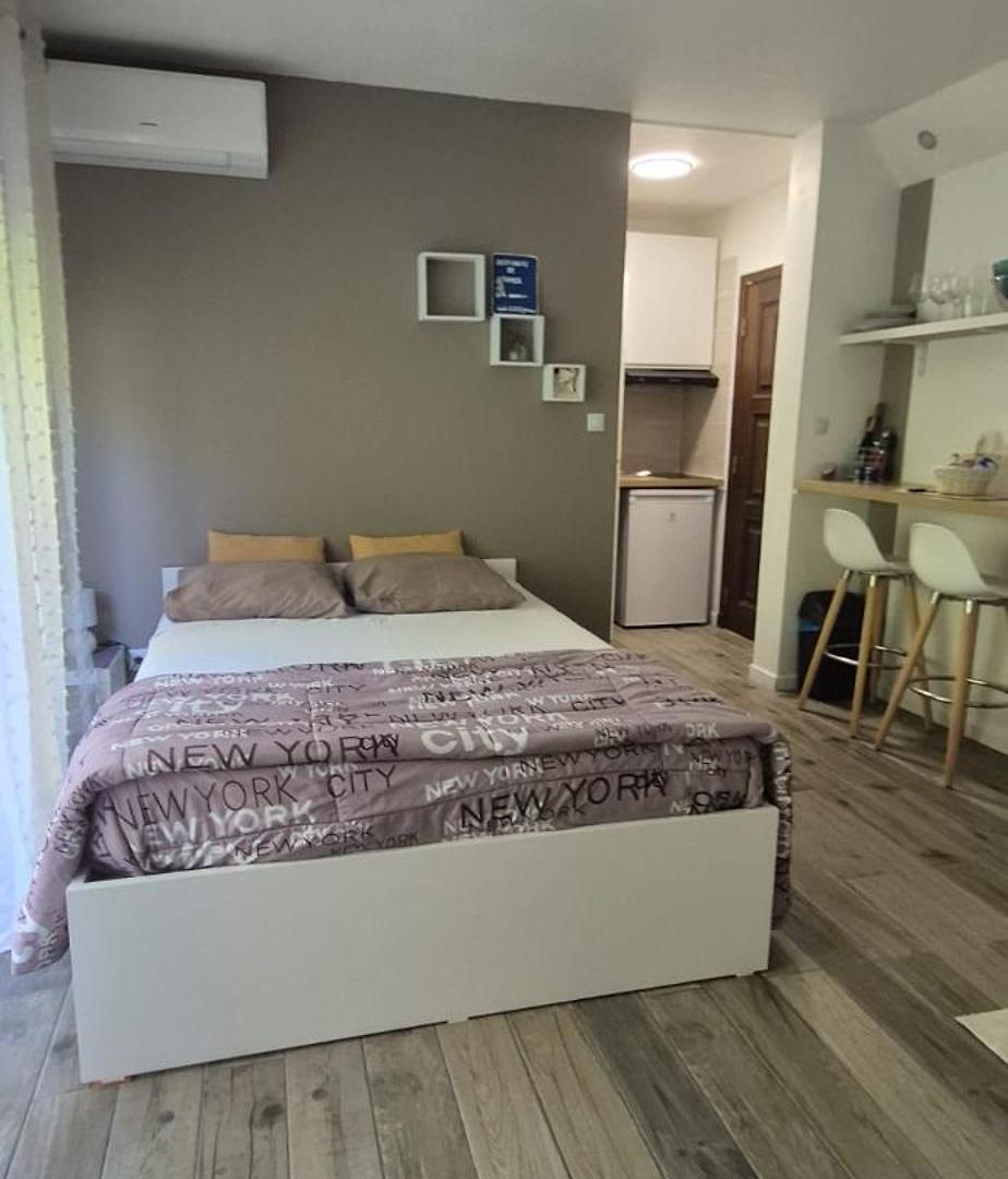 Apartment Exceptionnel Proche Avec Piscine, Parking Et Terrasse