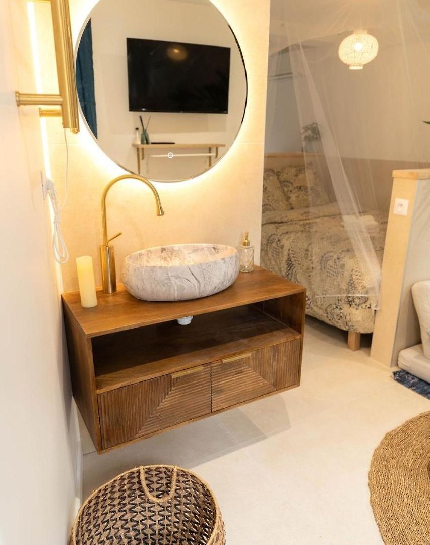 Appartement Ag 1 Balnéo Clim 1min Plage, Nice