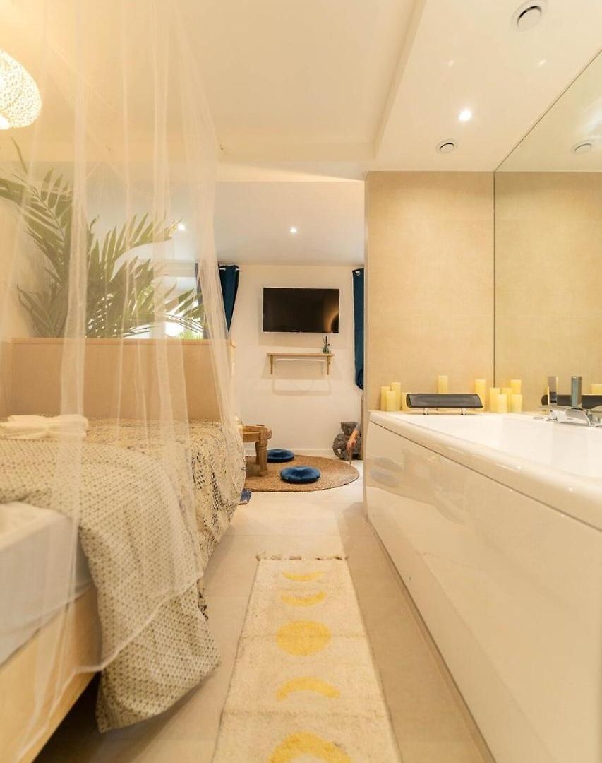 Ag 1 Balnéo Clim 1min Plage, Appartement