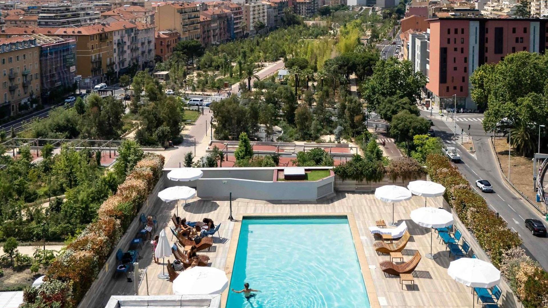 Novotel Centre Vieux 4*