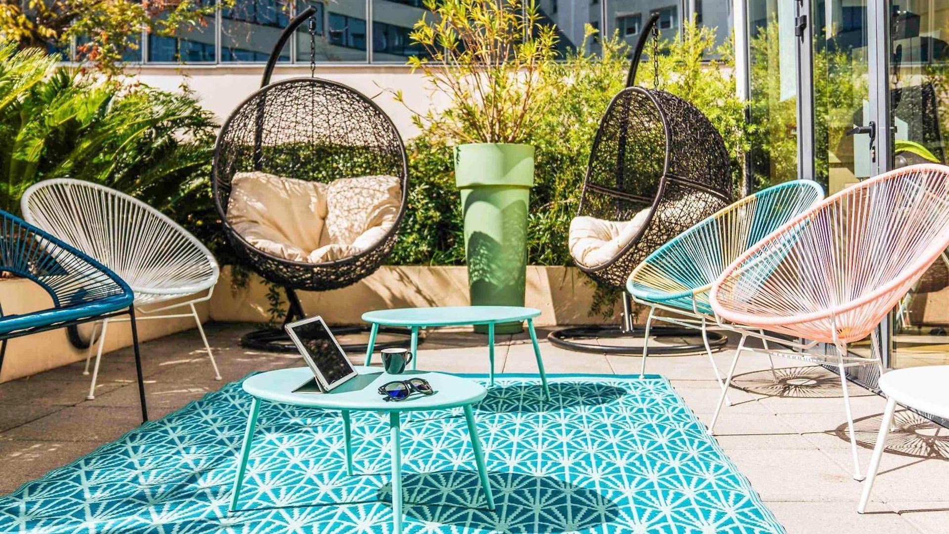 Ibis Styles Aéroport Arenas Hotel