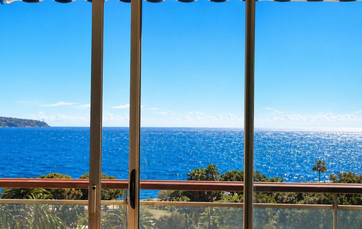 Le Riviera * Nice