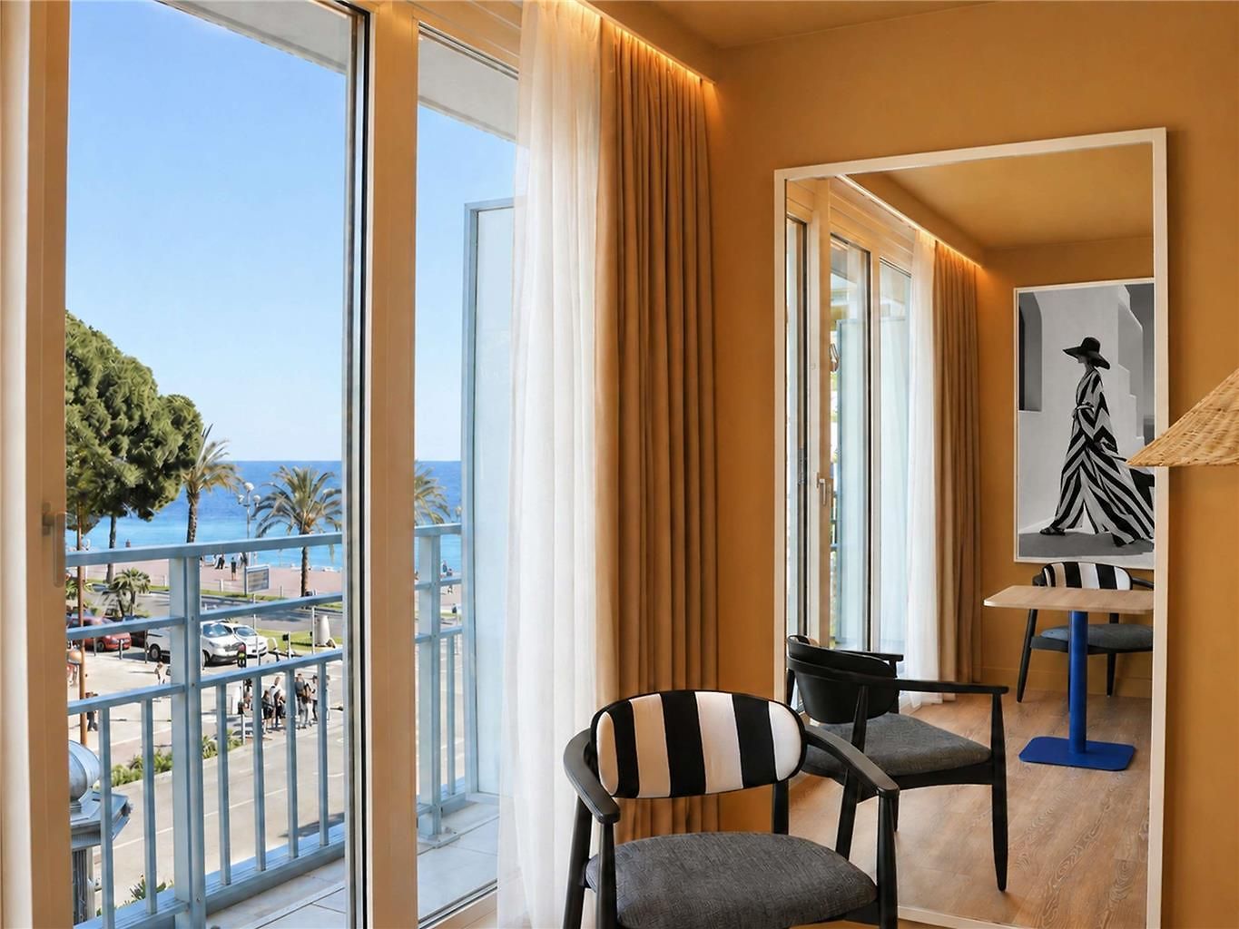 Mercure Promenade Des Hotel 4*