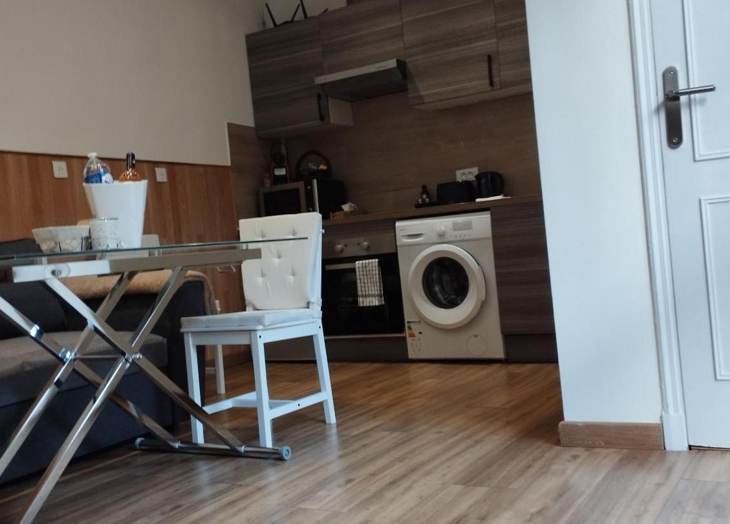 2 Pièces Rénover Appartement *