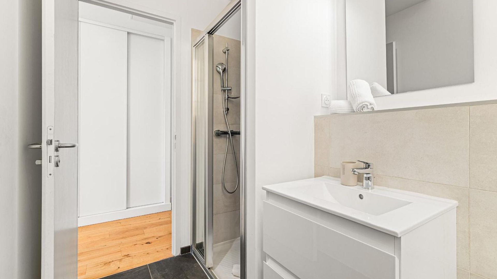 Charming Center 302 Apartment Nice