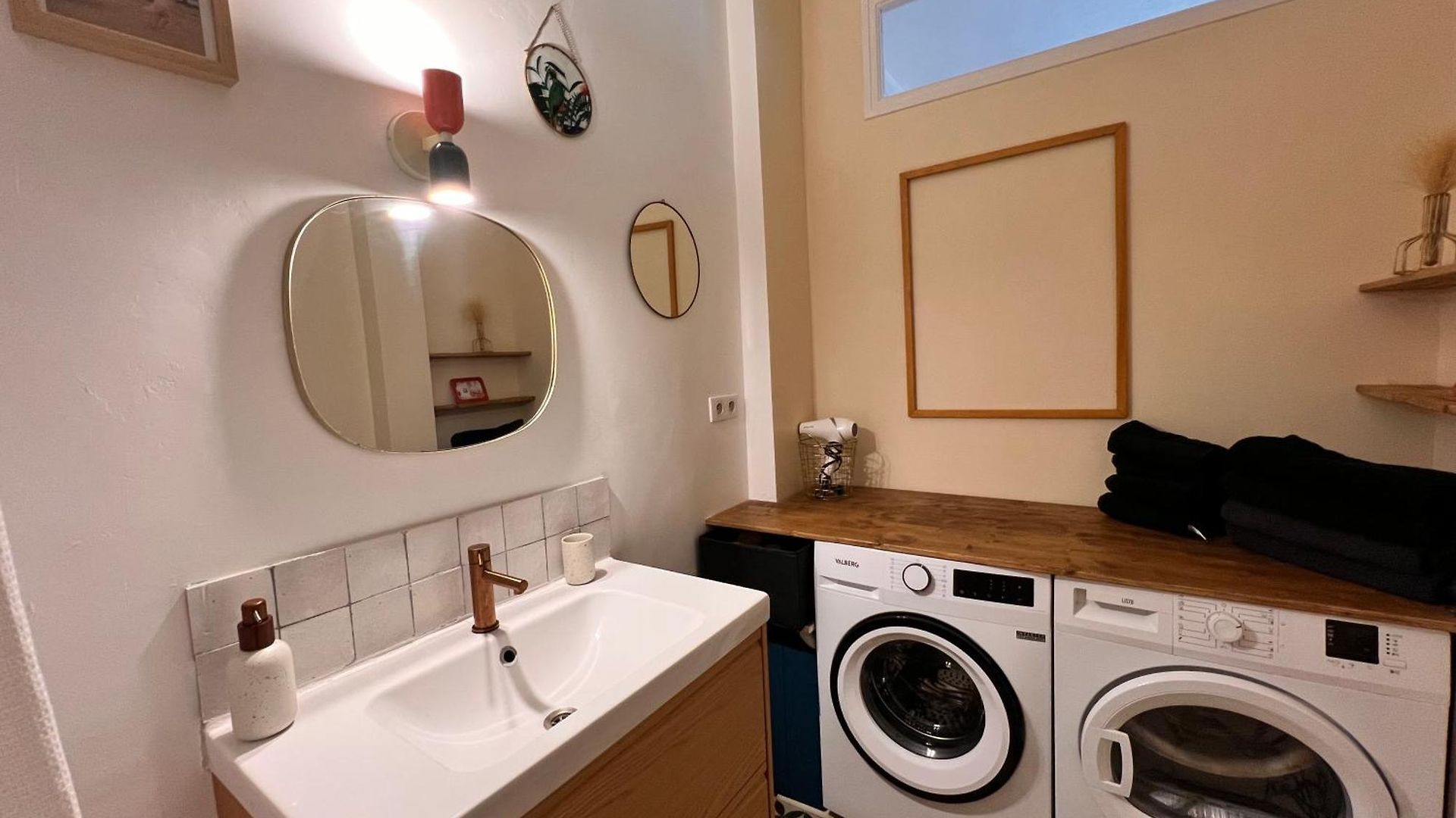 Sunny Port Old Town Free Private Parking - Clim & Balcony * Nice