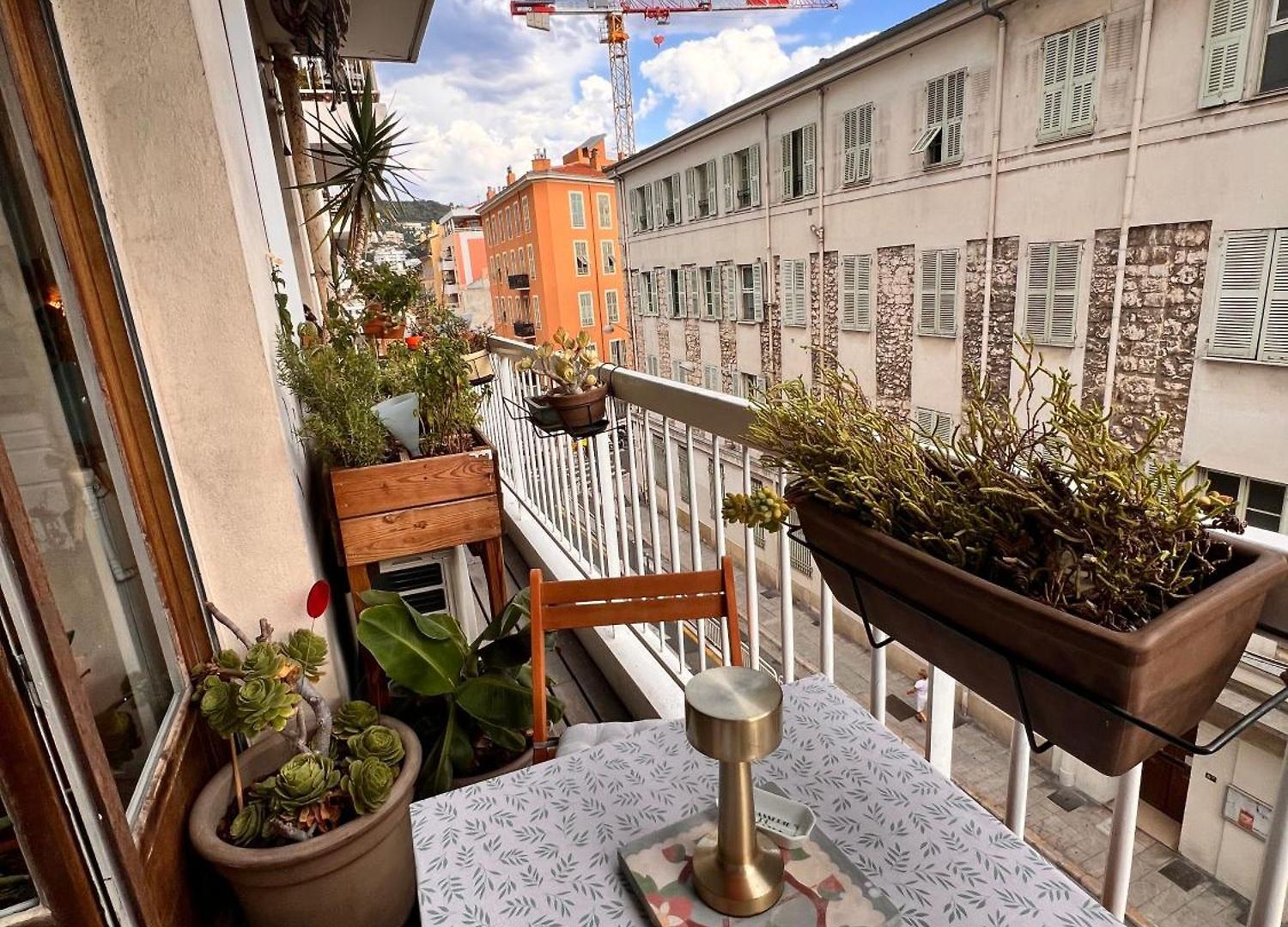 Sunny Port Old Town Free Private Parking - Clim & Balcony * Nice