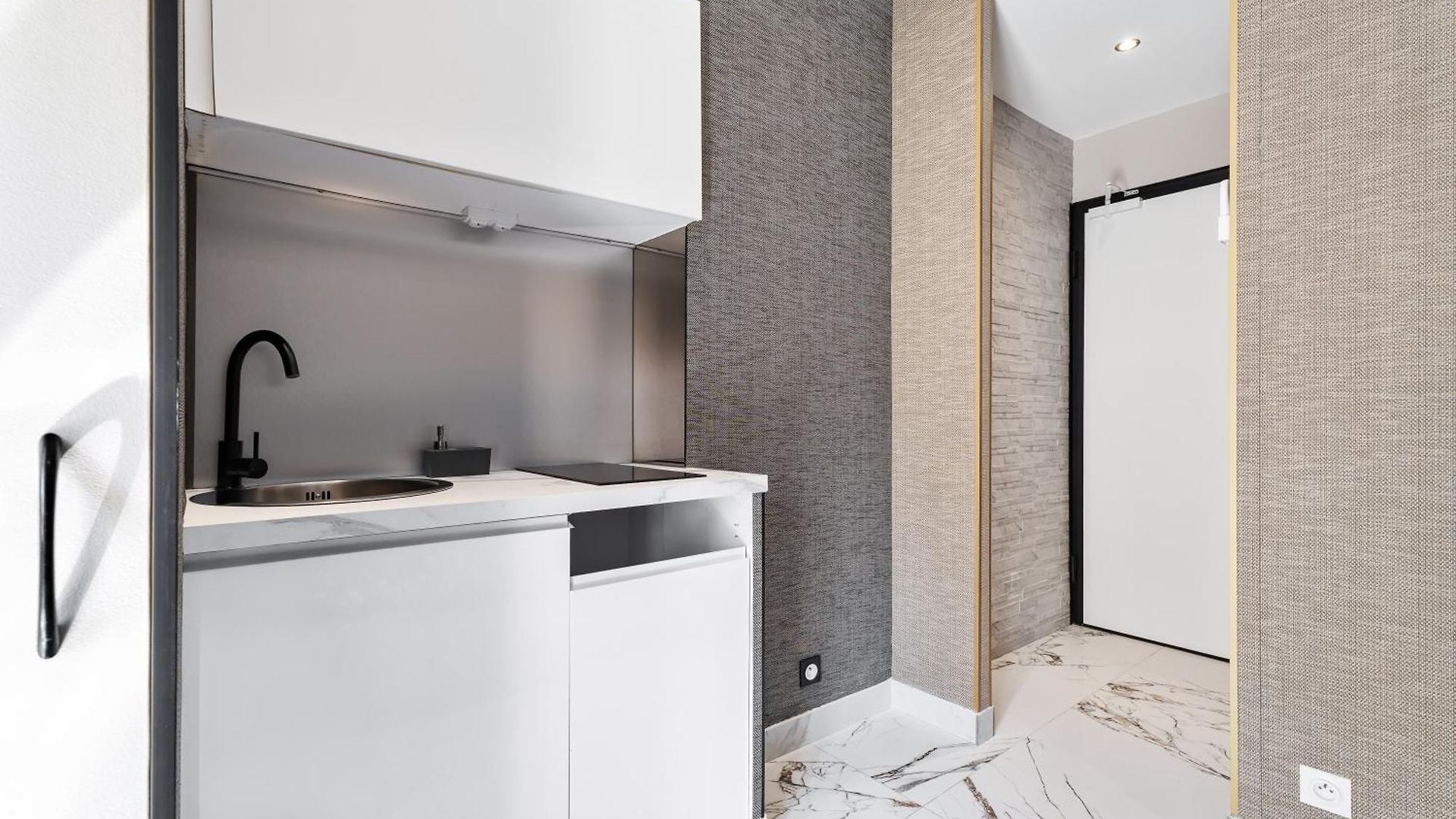 Renting - 4france - Luxe & Comfort Seafront Massena * Nice