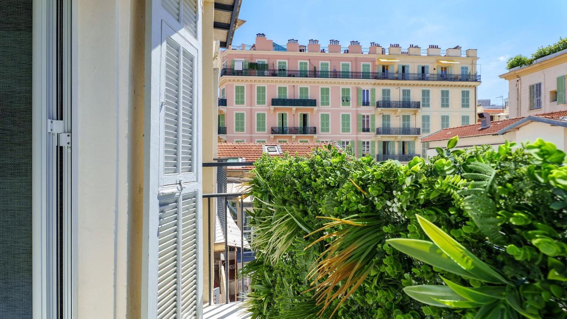 Renting - 4france - Luxe & Comfort Seafront Massena Apartment