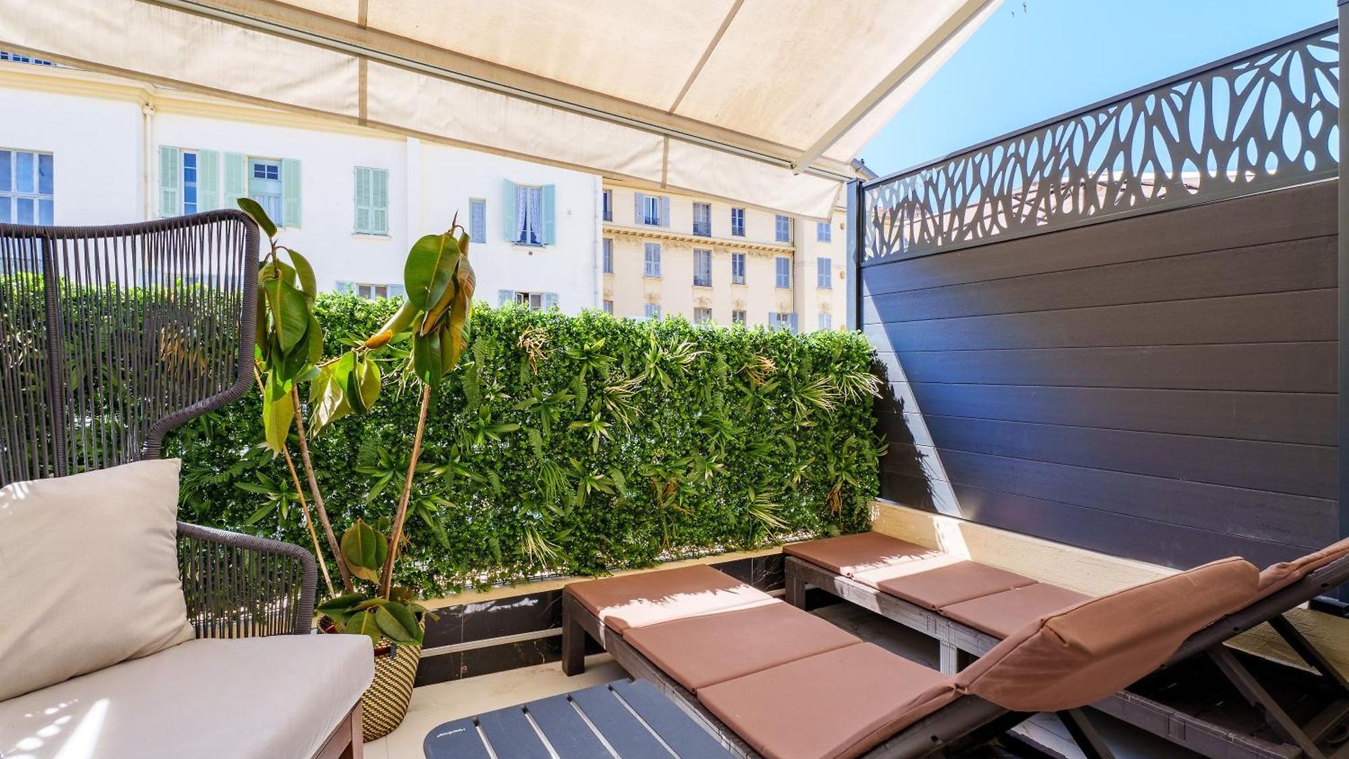 Renting - 2france - Luxury & Comfort By The Sea & Terrace Apartment