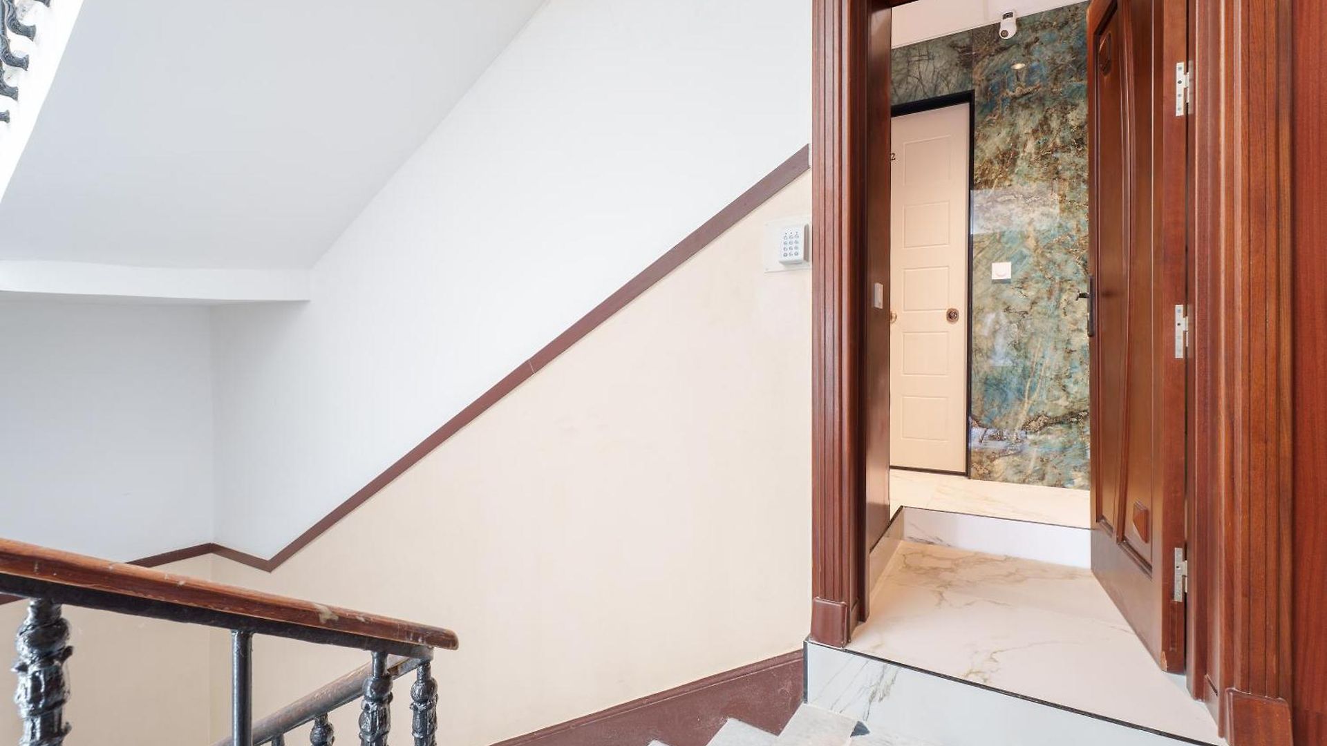 Renting - 3france - Luxury & Comfort By The Sea & Terrace Apartment Nice
