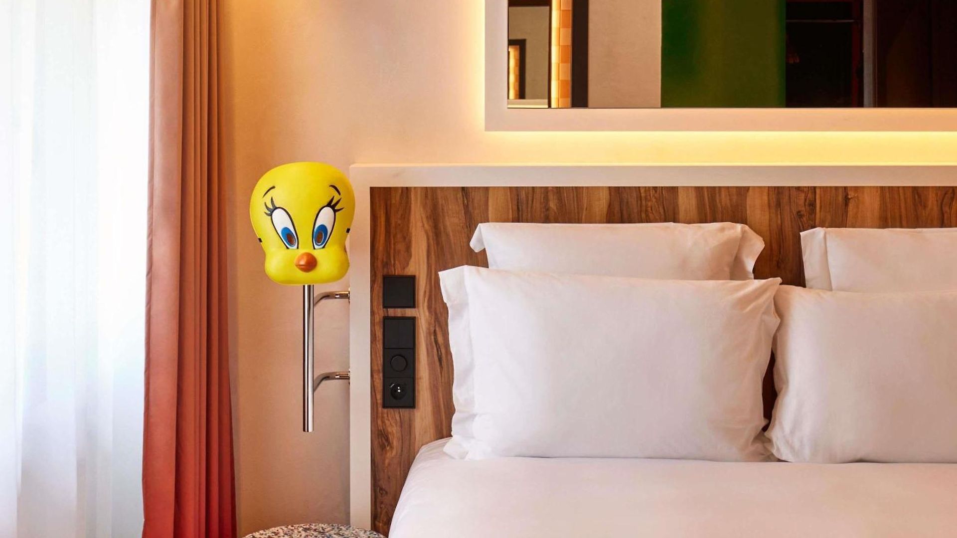 Mama Shelter Hotel 4*