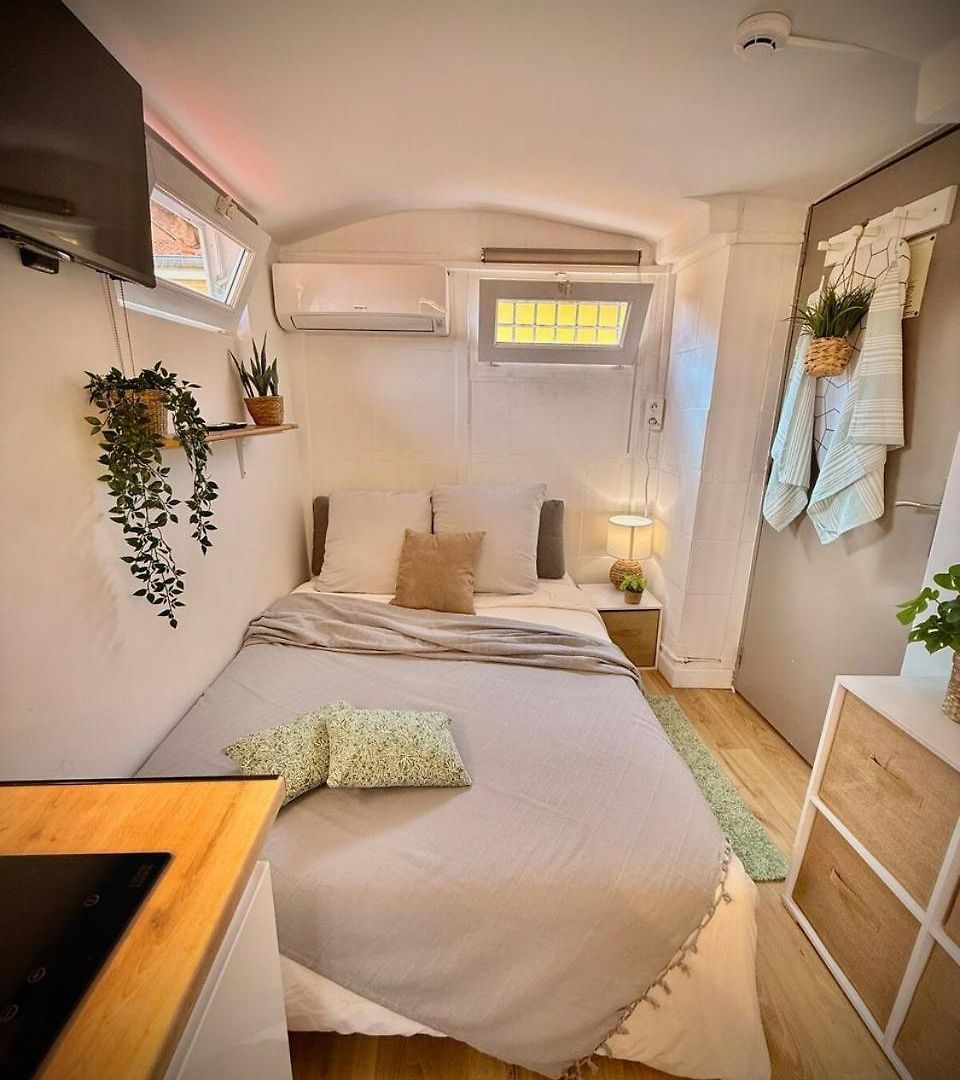 Le Celeste 3*