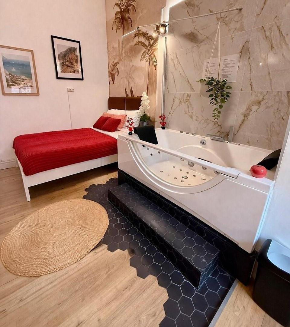 Le Celeste 3*