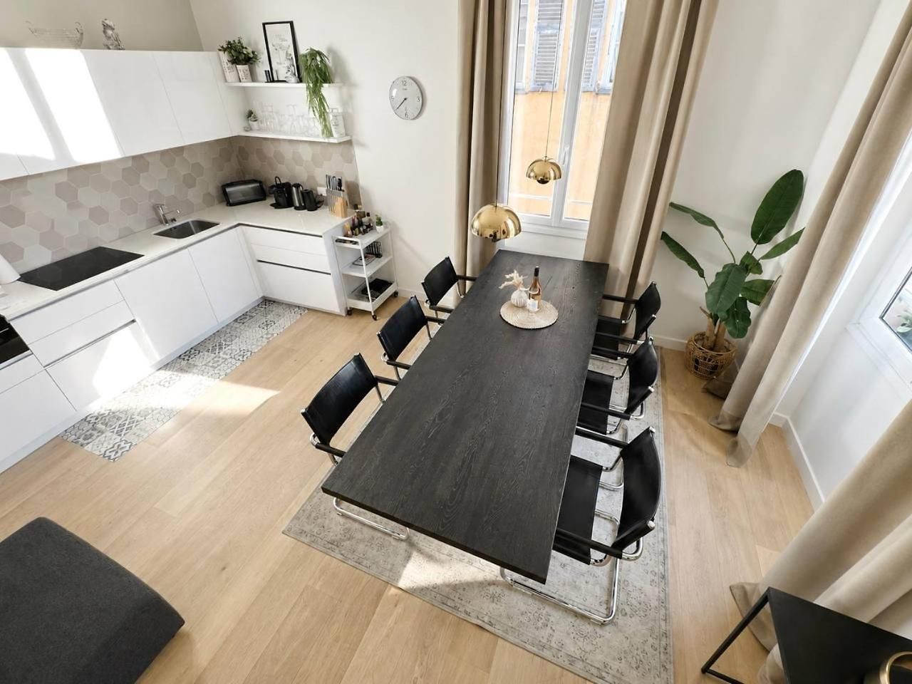 Nice-flat-nice * Nice