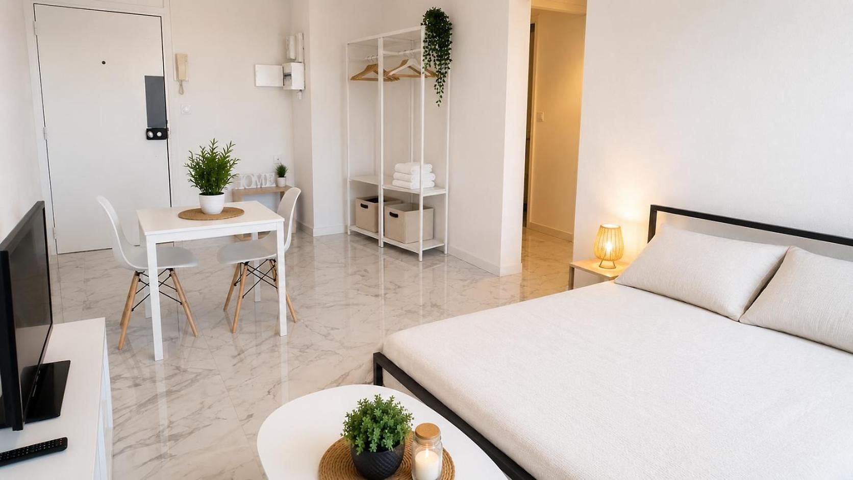 Apartment A - Plage, Tram & Parc Phoenix