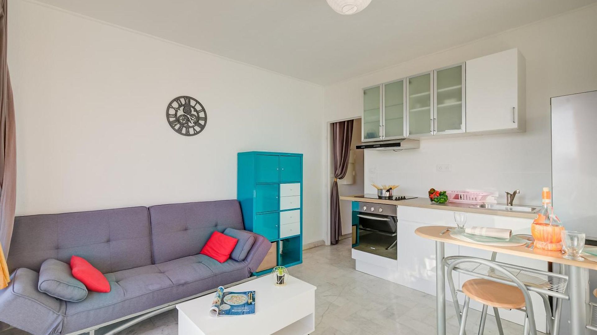 Apartment Fabrina With Balcony And Pool - Happy