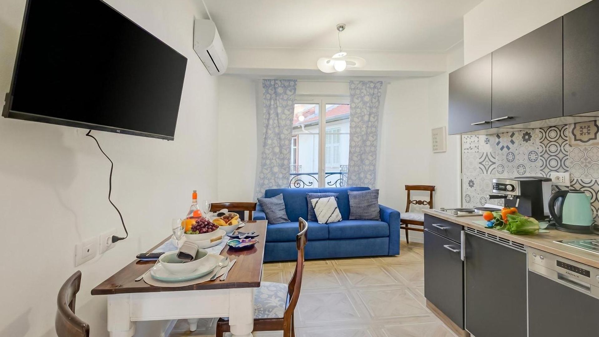 Apartment Paganini Center With Terrace - Happy Nice