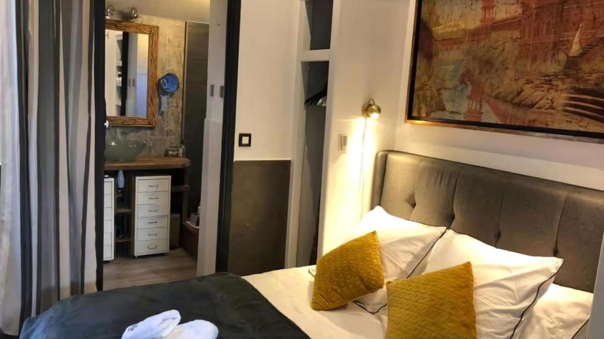 Duplex In With Private Pool In Hills Holiday home *