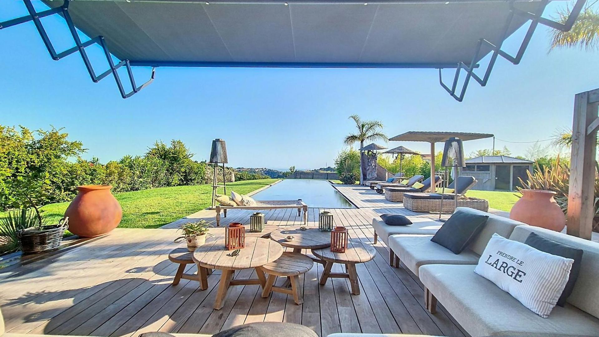 Holiday home Contemporary With Views Of Cap D'antibes Nice