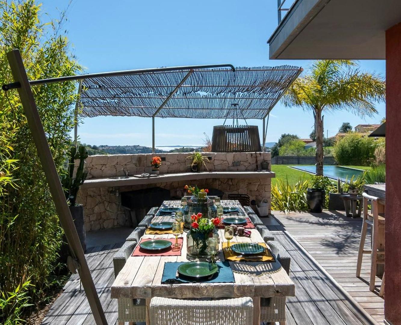 Holiday home Contemporary With Views Of Cap D'antibes *