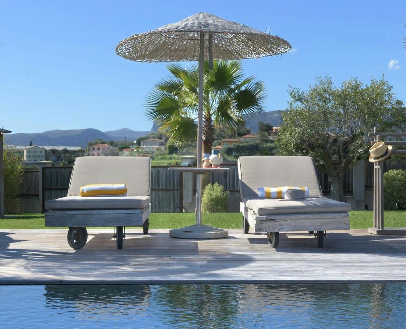 Contemporary With Views Of Cap D'antibes Holiday home Nice